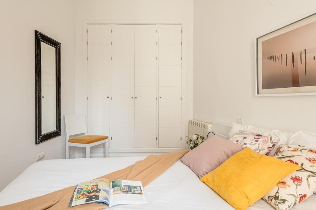 מדריד Bright Apartment In Gran Via With Balconies Inf2Iz3 מראה חיצוני תמונה