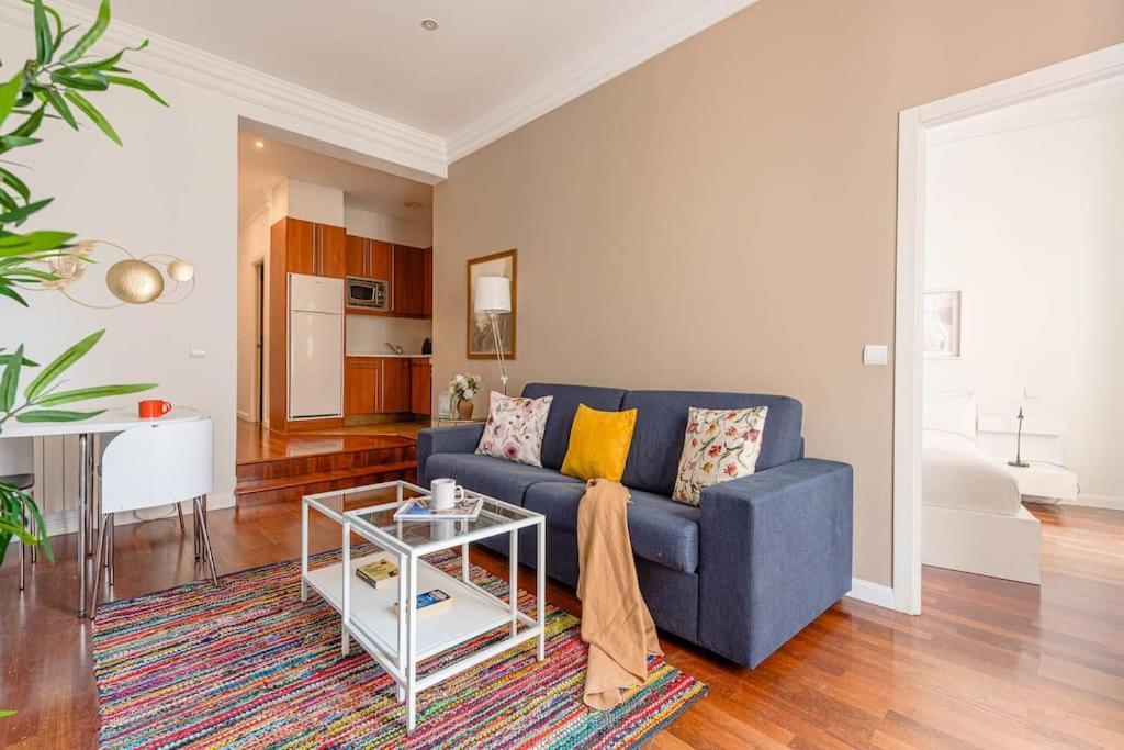 מדריד Bright Apartment In Gran Via With Balconies Inf2Iz3 מראה חיצוני תמונה
