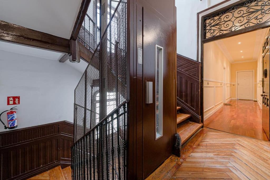 מדריד Bright Apartment In Gran Via With Balconies Inf2Iz3 מראה חיצוני תמונה